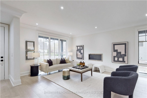 430 Reynolds St, Oakville