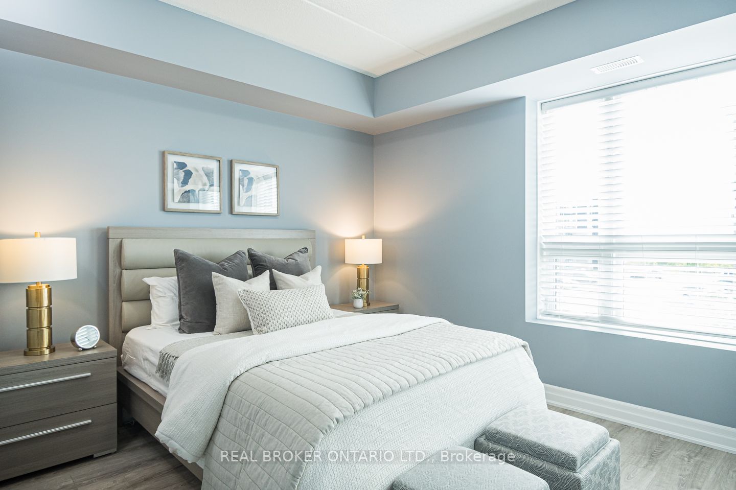 620 Sauve St, #302
