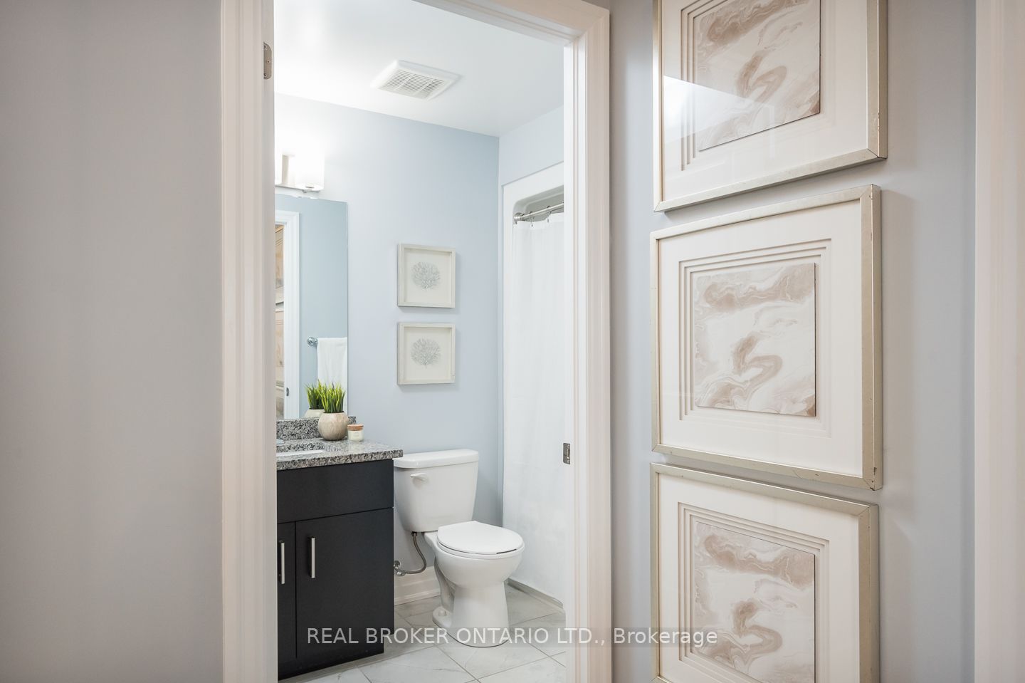 620 Sauve St, #302