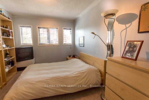 49 Native Landing Dr