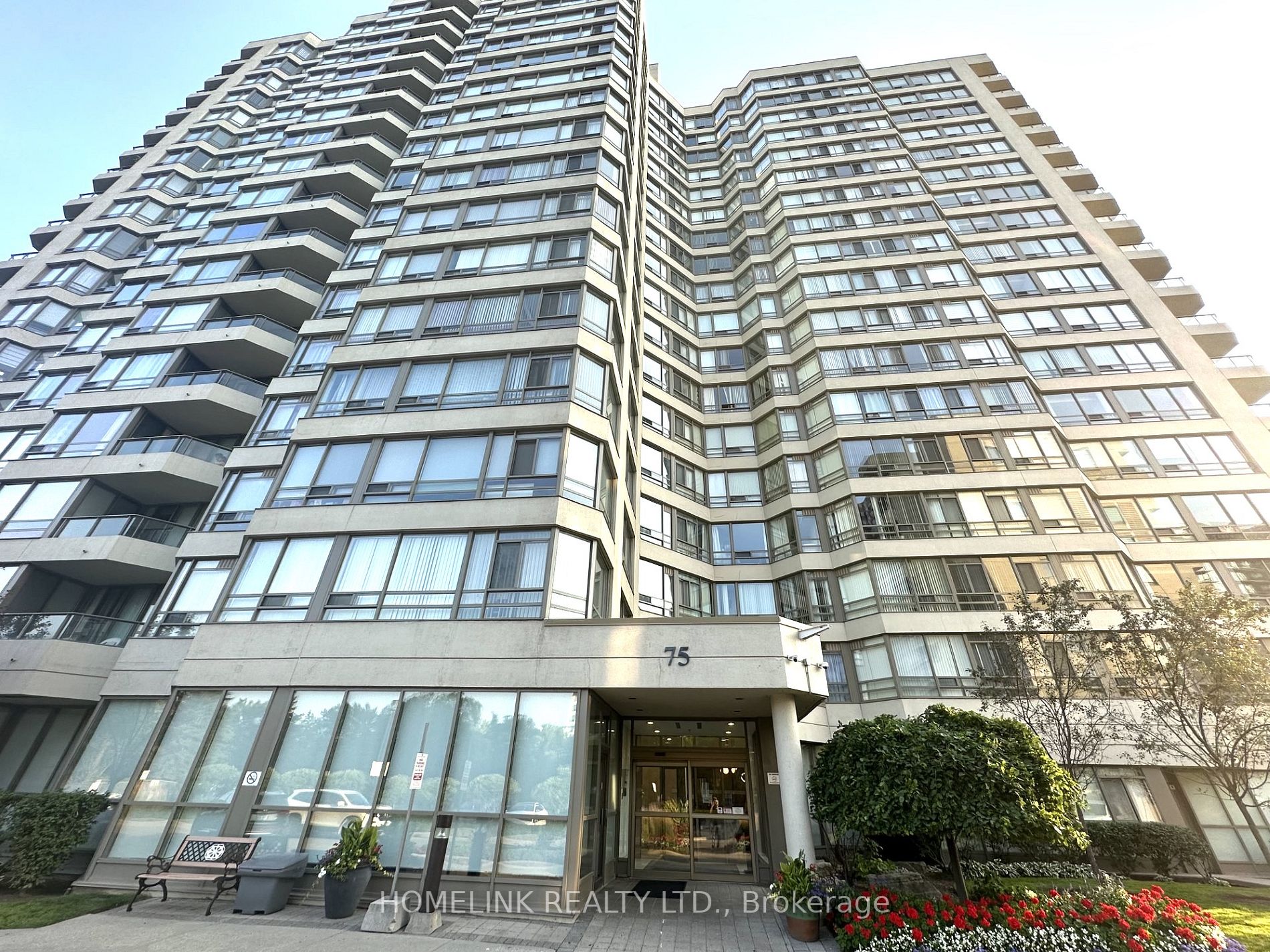 75 King St E, #201