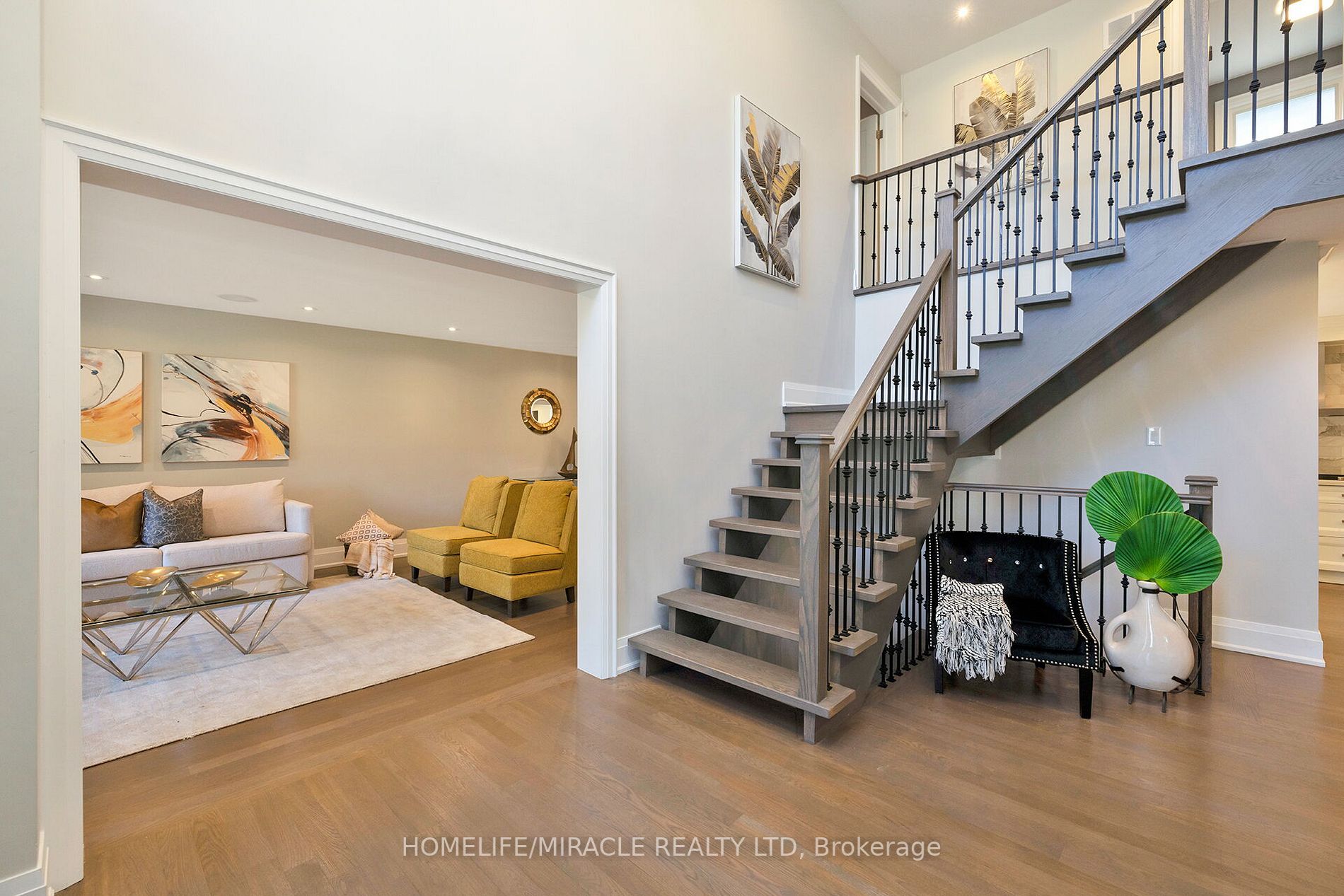 2068 Mississauga Road
