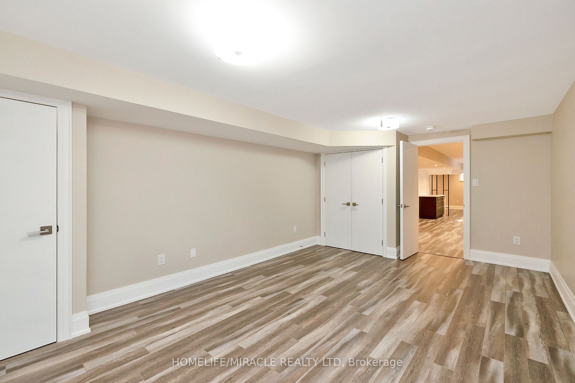 2068 Mississauga Road