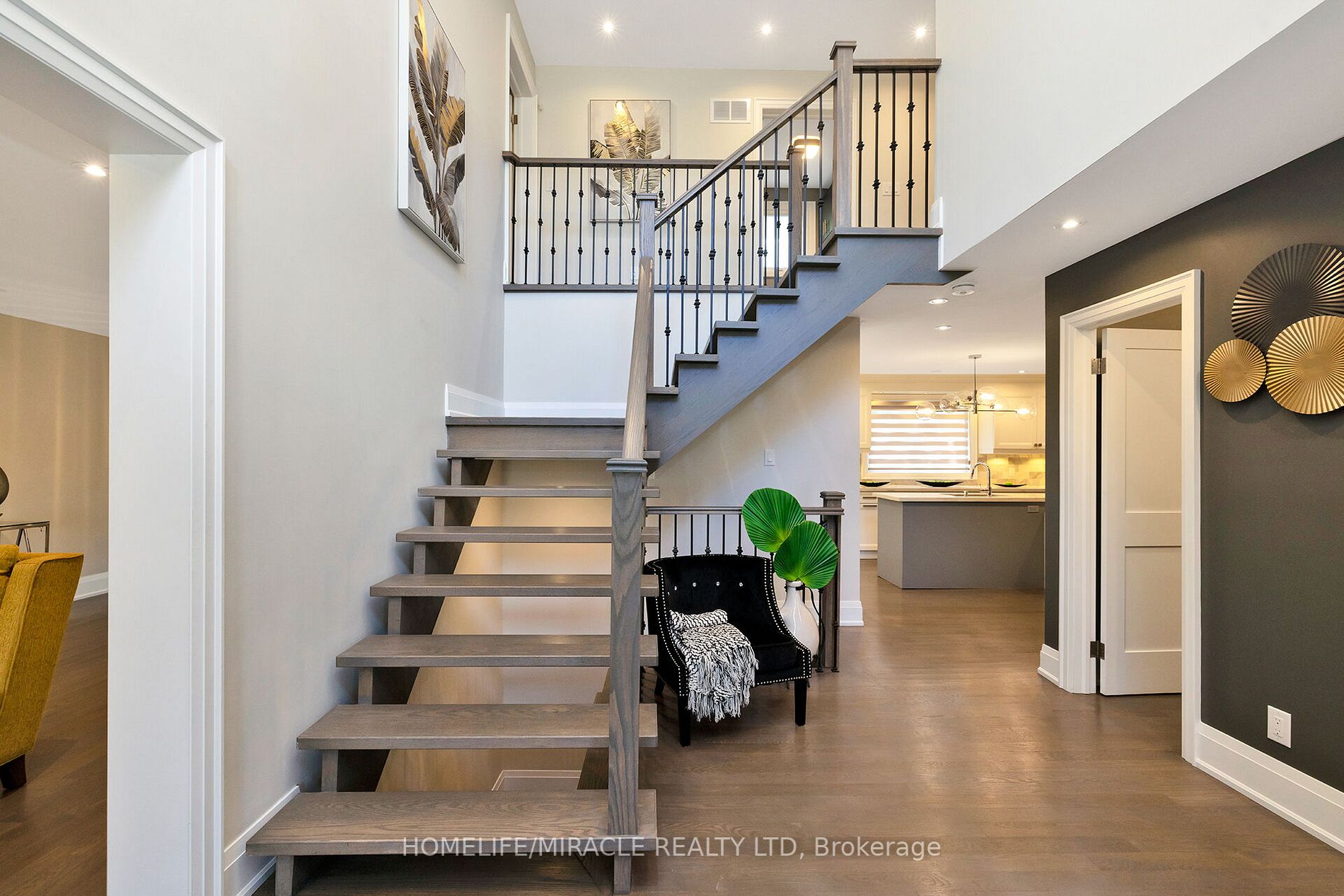 2068 Mississauga Road