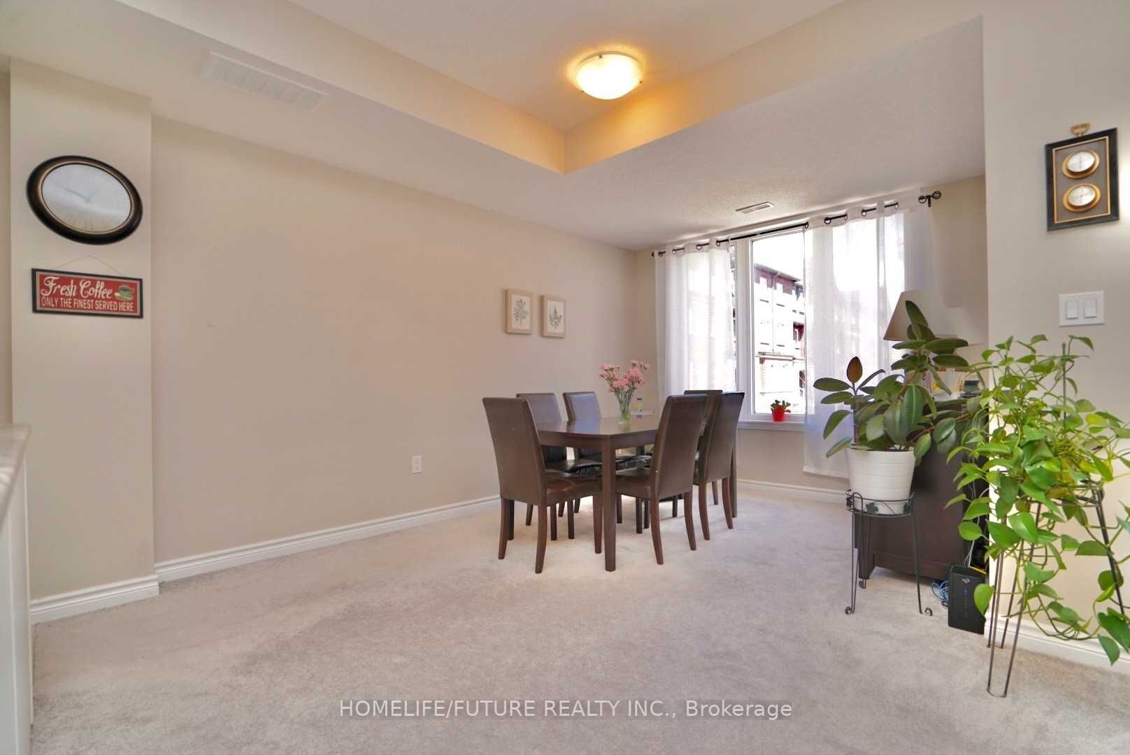 445 Ontario St S, #70