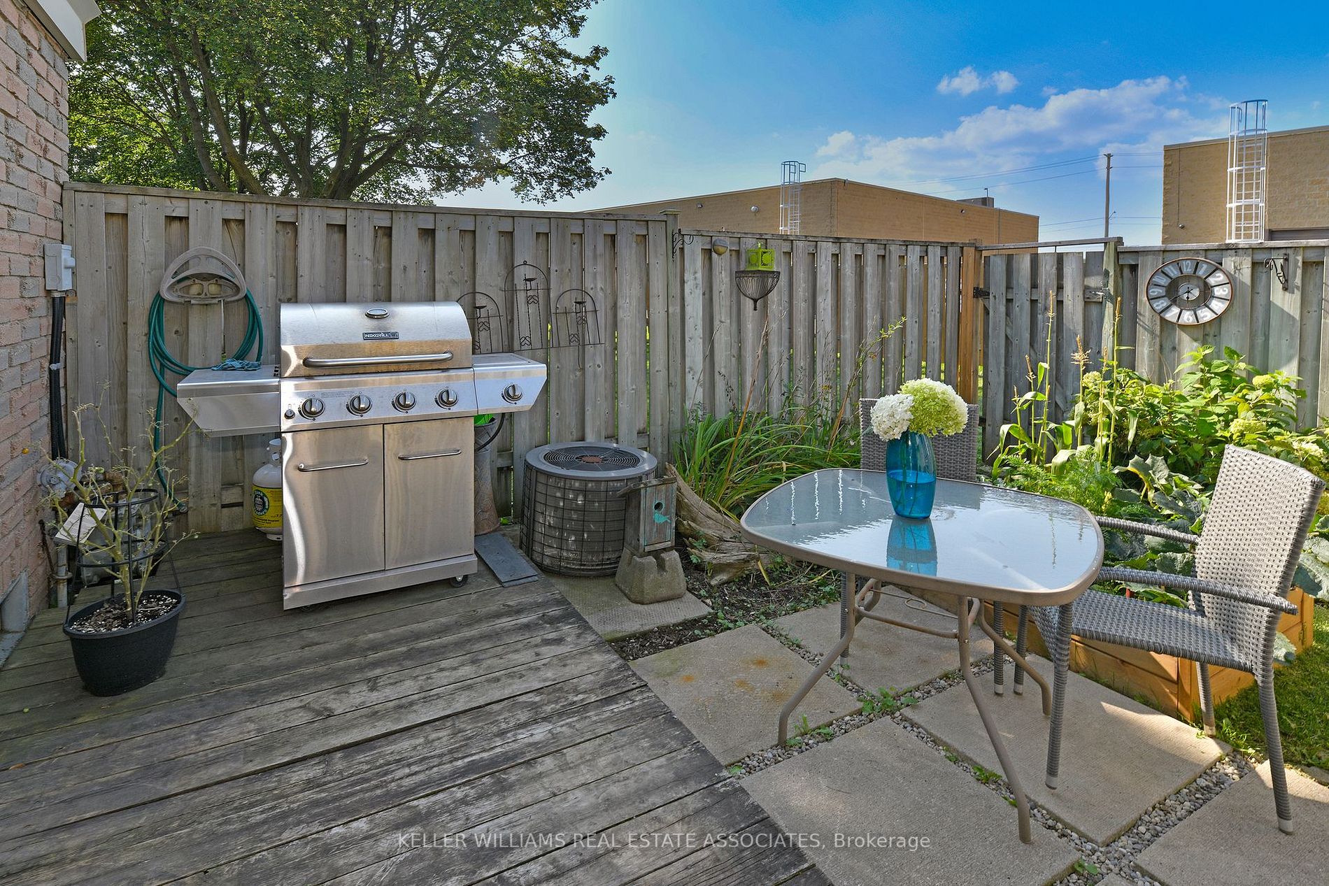 561 Childs Dr, #42