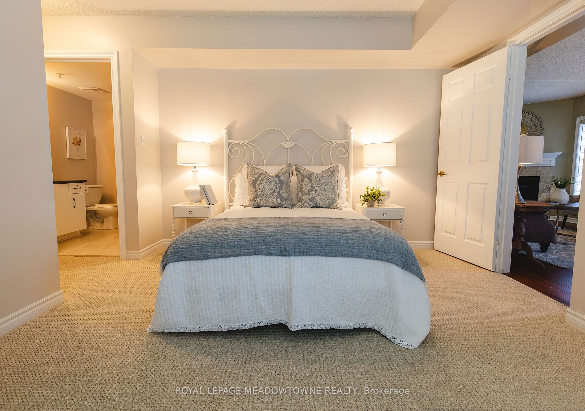 1450 Bishops Gate, #113