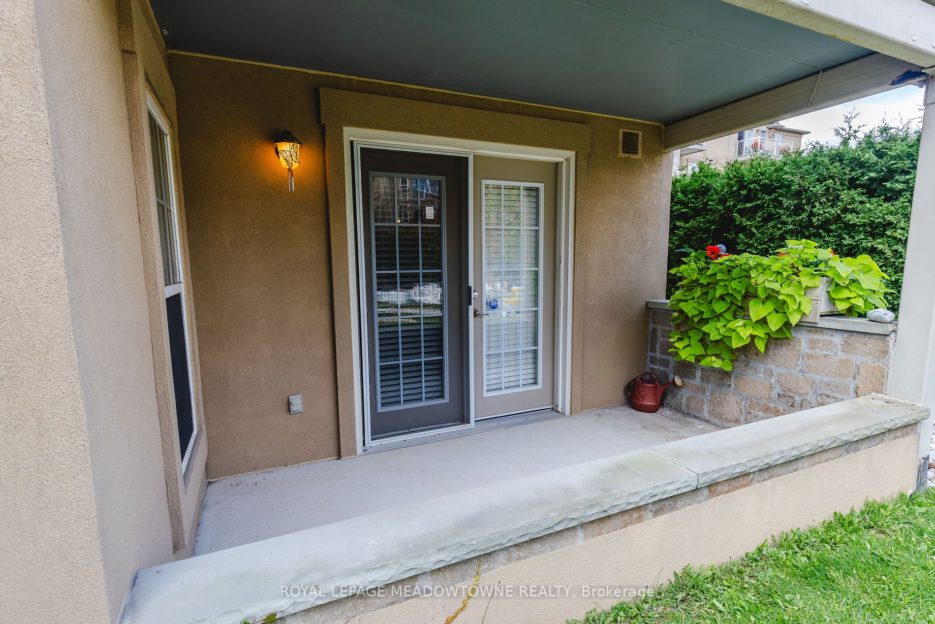 1450 Bishops Gate, #113