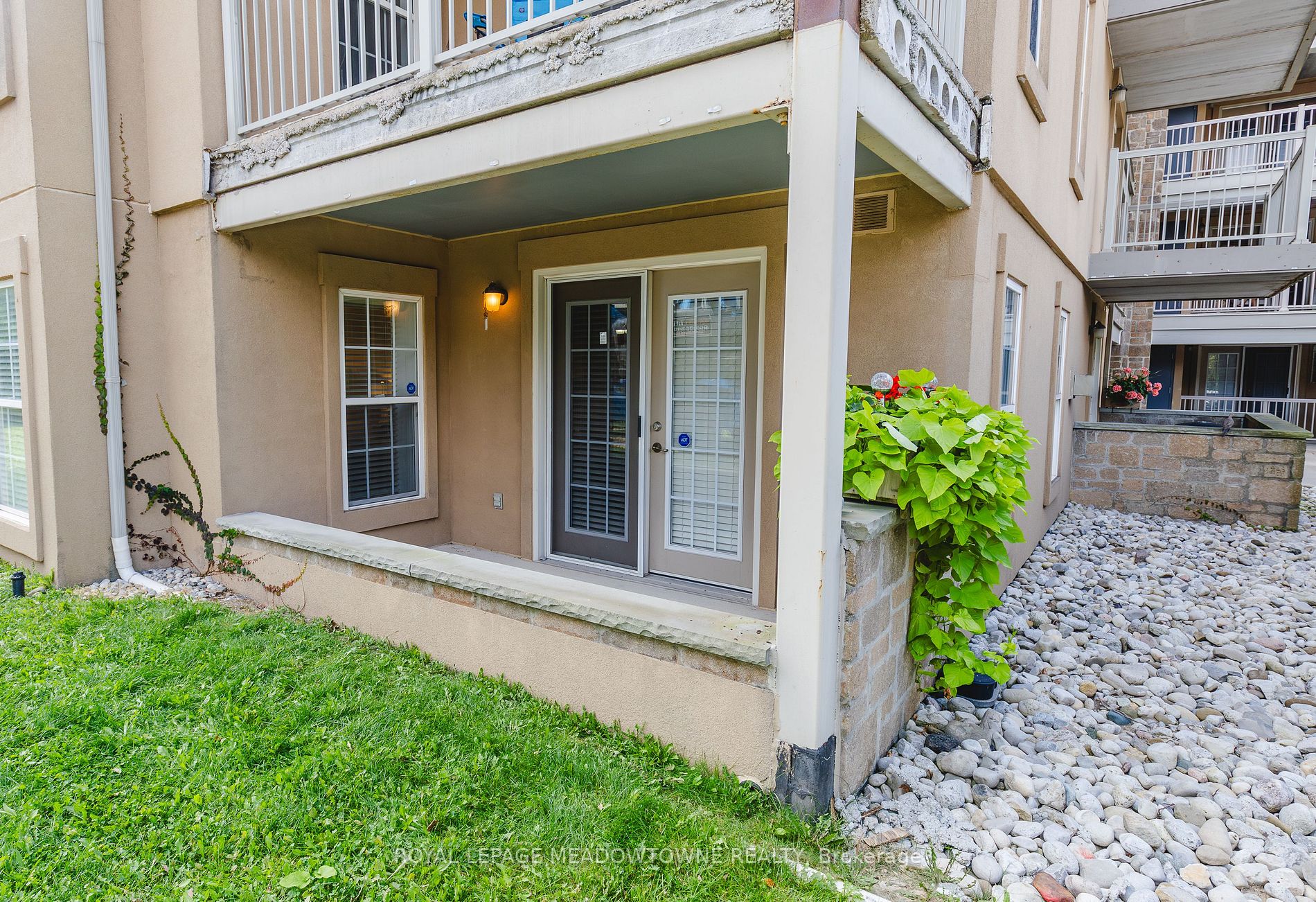 1450 Bishops Gate, #113