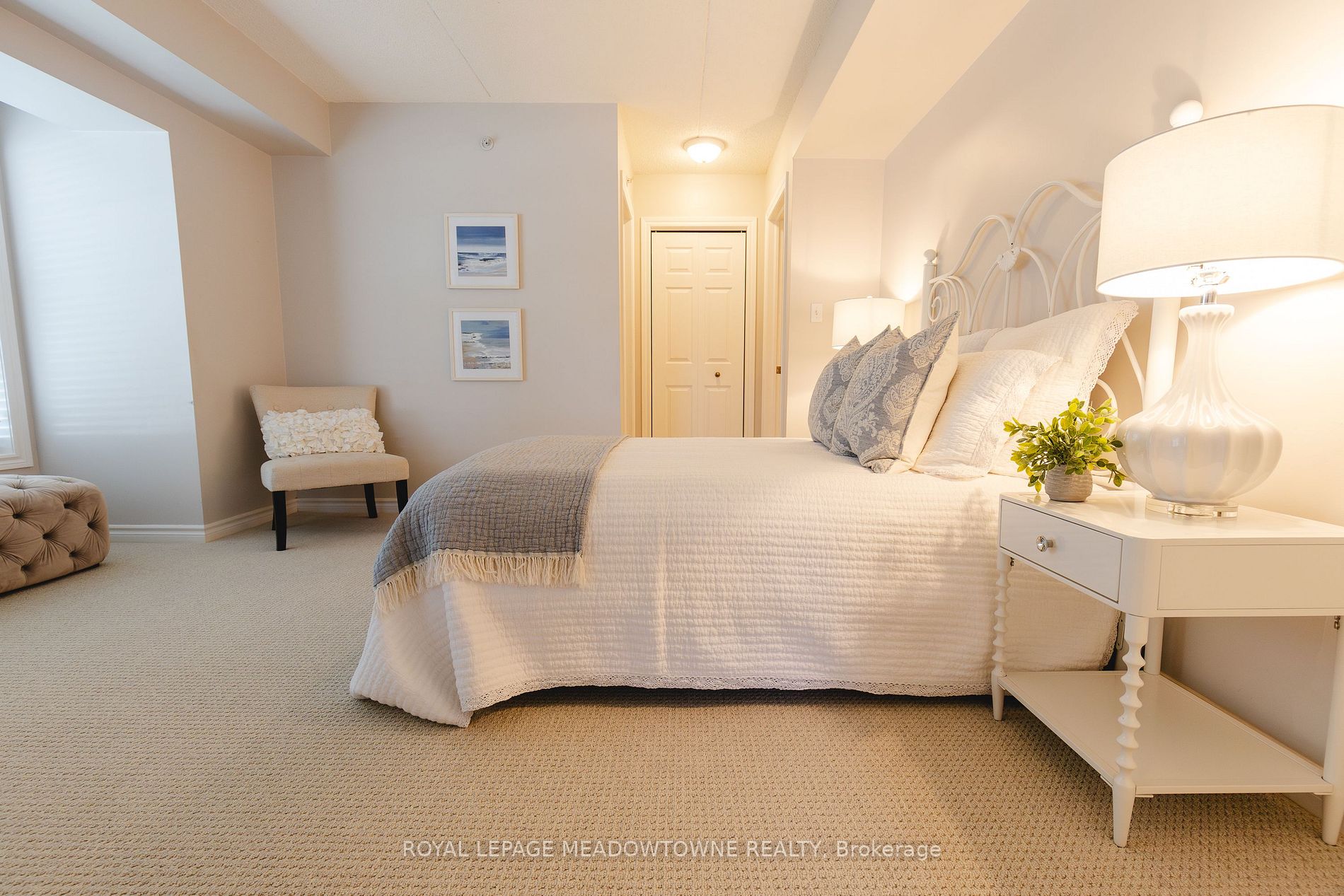 1450 Bishops Gate, #113