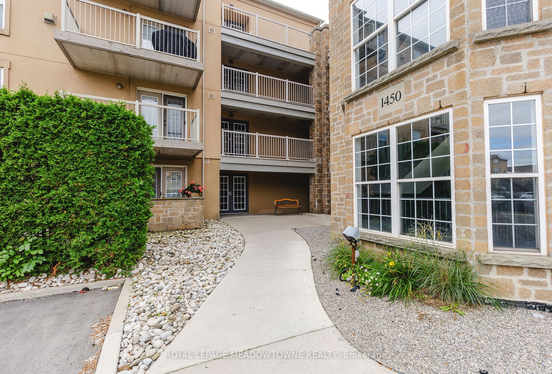 1450 Bishops Gate, #113