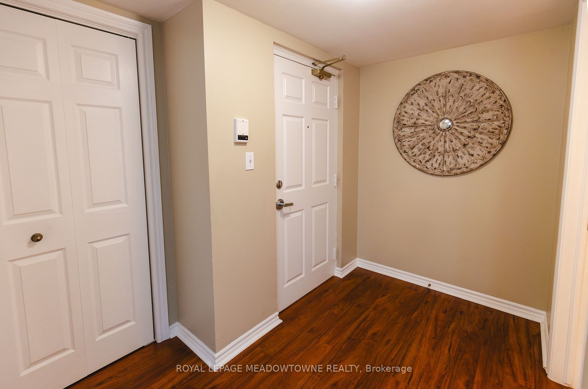 1450 Bishops Gate, #113