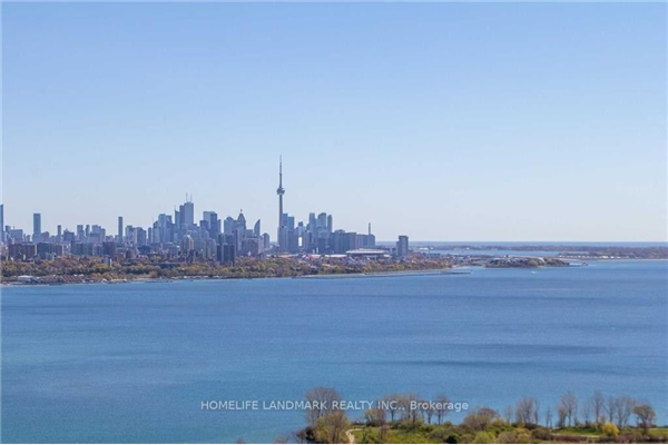 30 Shore Breeze Dr Dr, Toronto