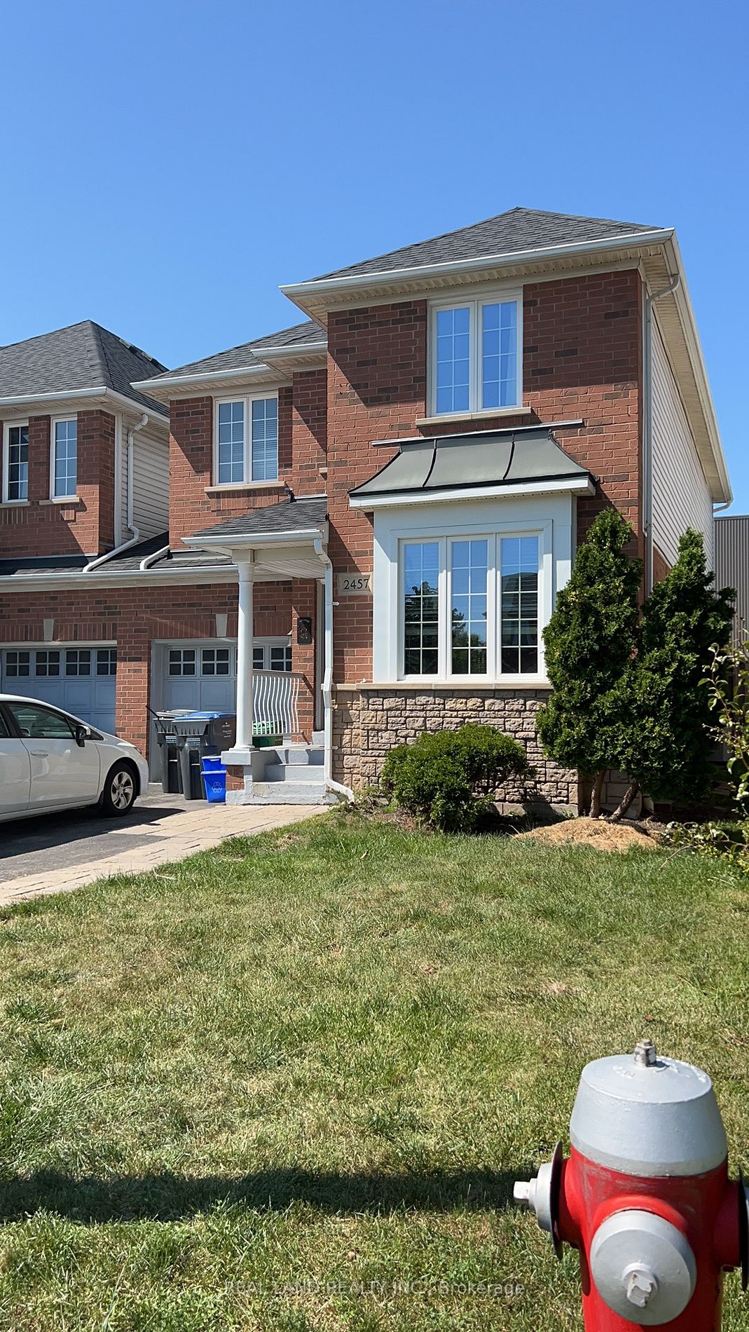 2457 Bankside Dr