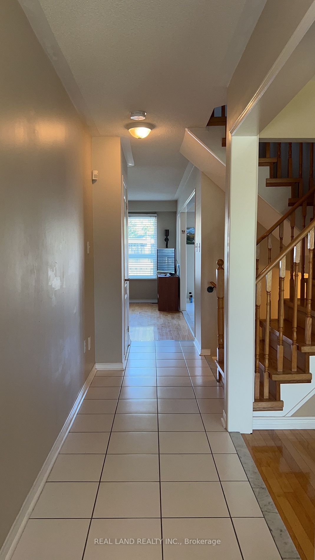 2457 Bankside Dr