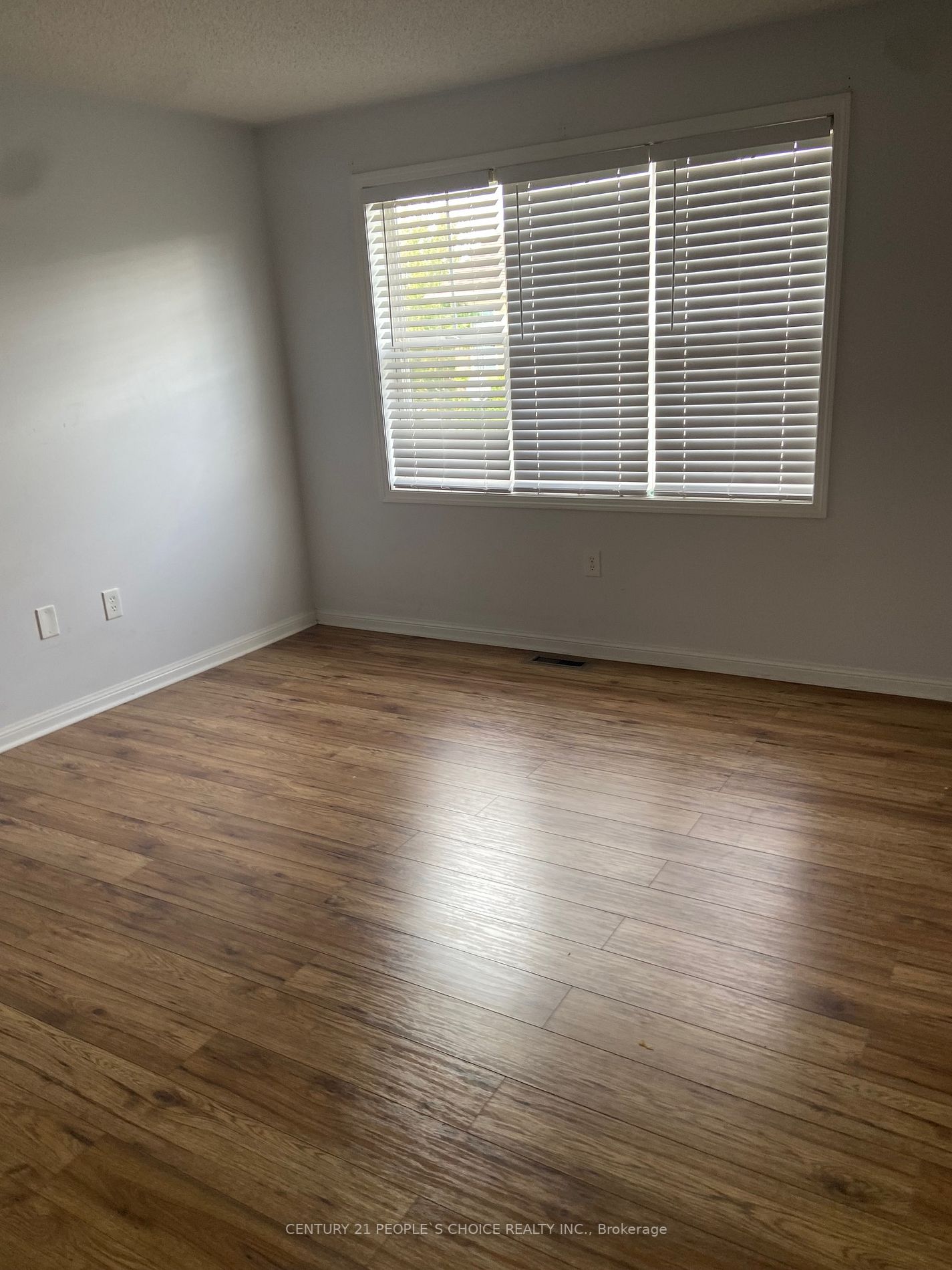 918 Mcnair Circ
