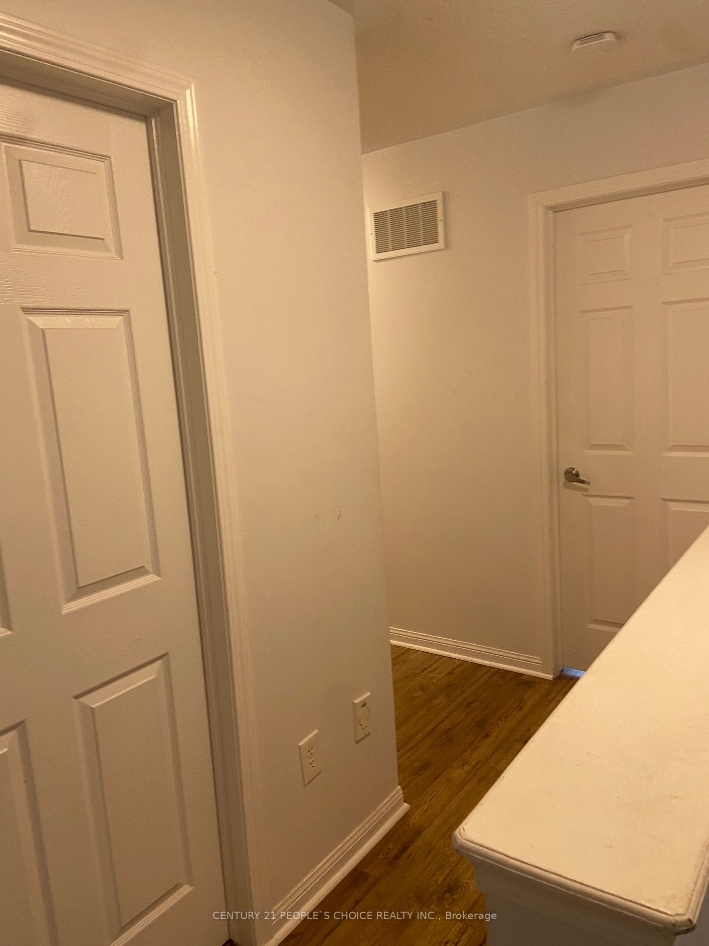 918 Mcnair Circ