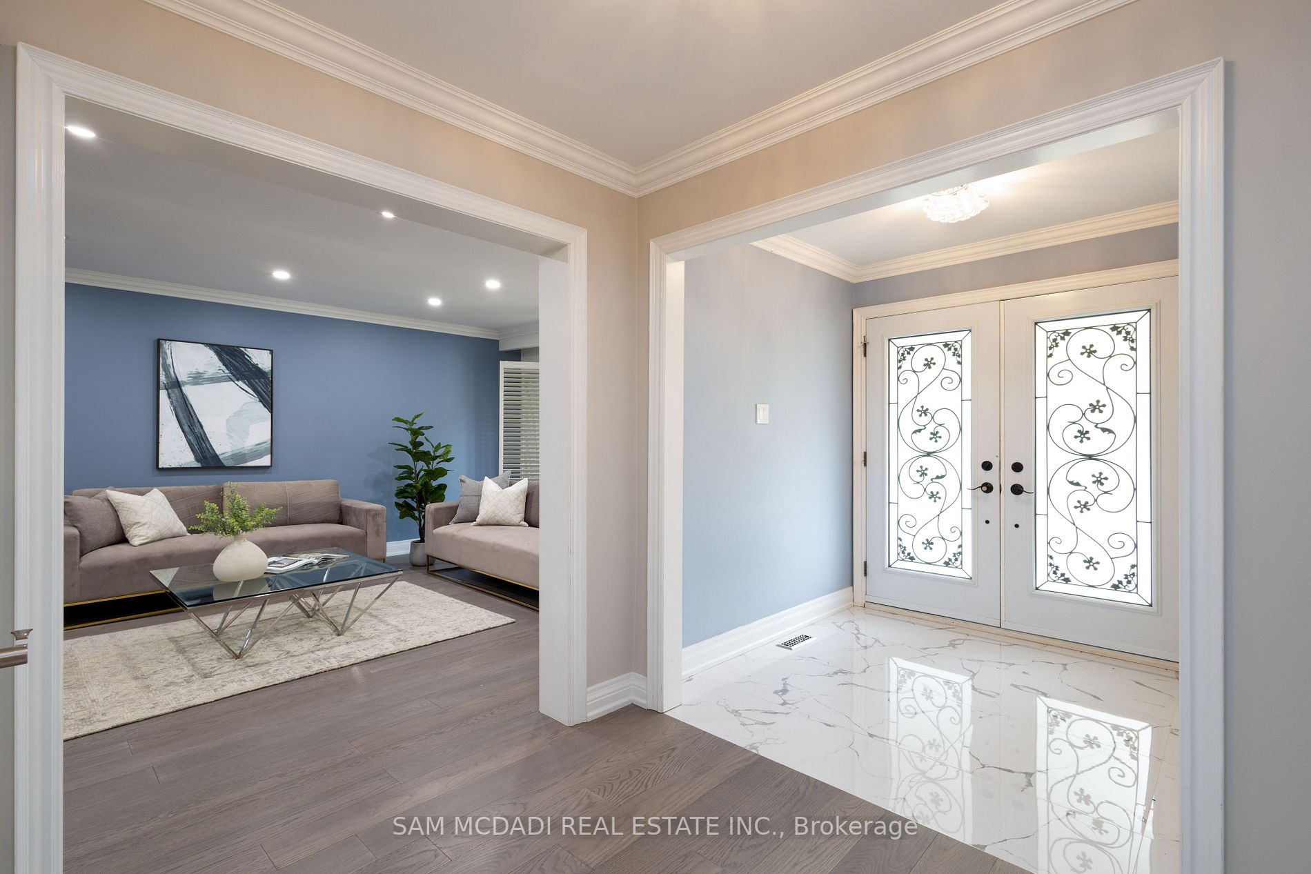 878 Silver Birch Tr