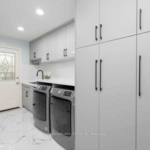 878 Silver Birch Tr