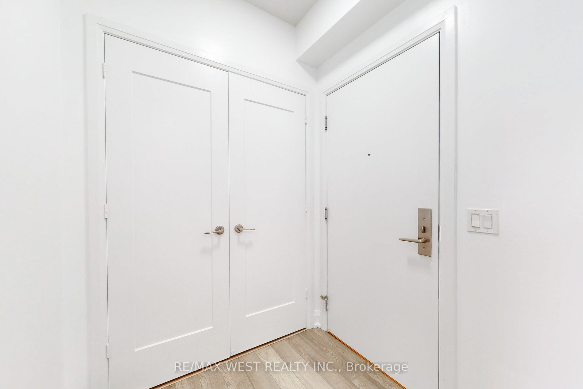 56 Annie Craig Drive Dr, #2608