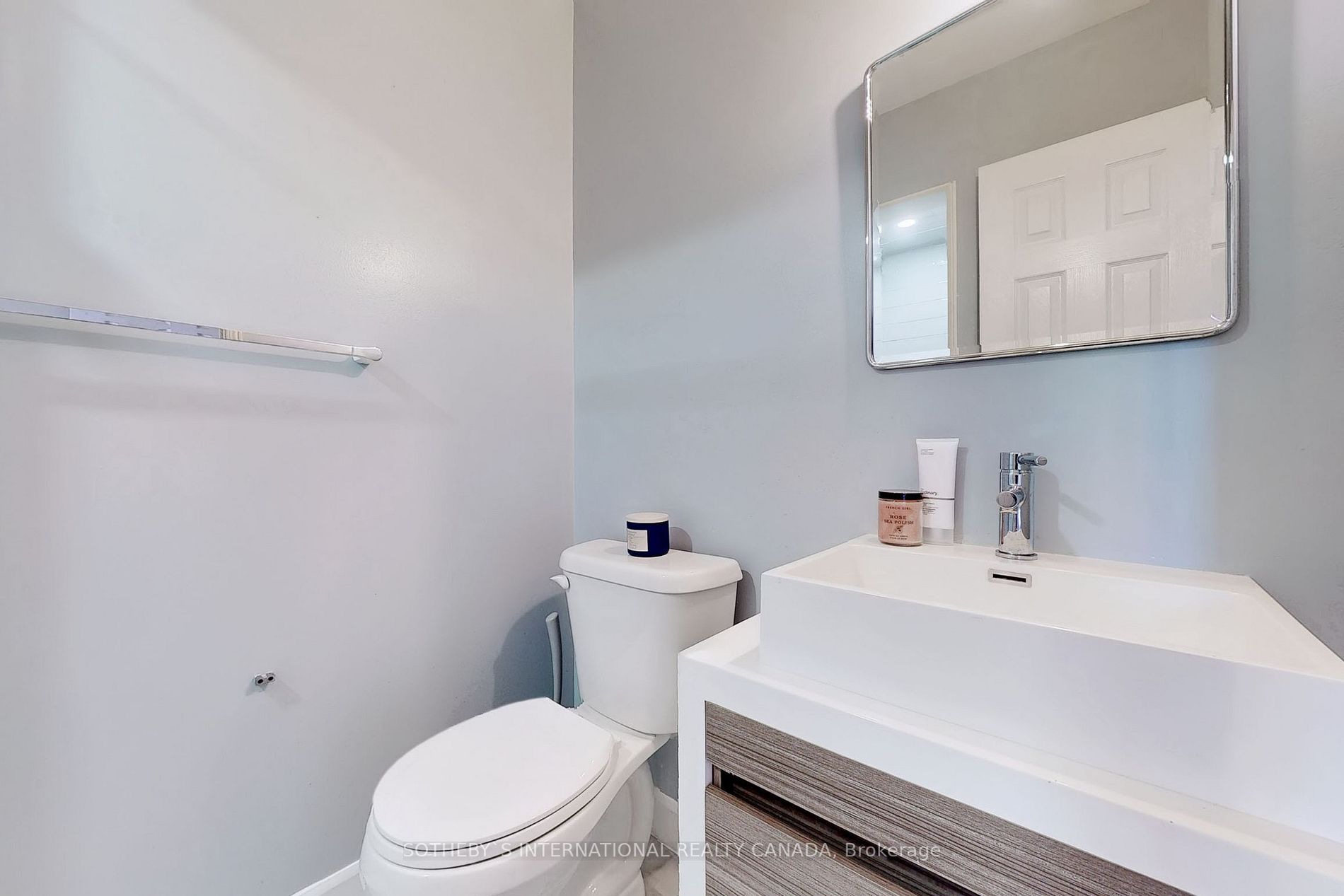 50 Strathaven Dr, #119