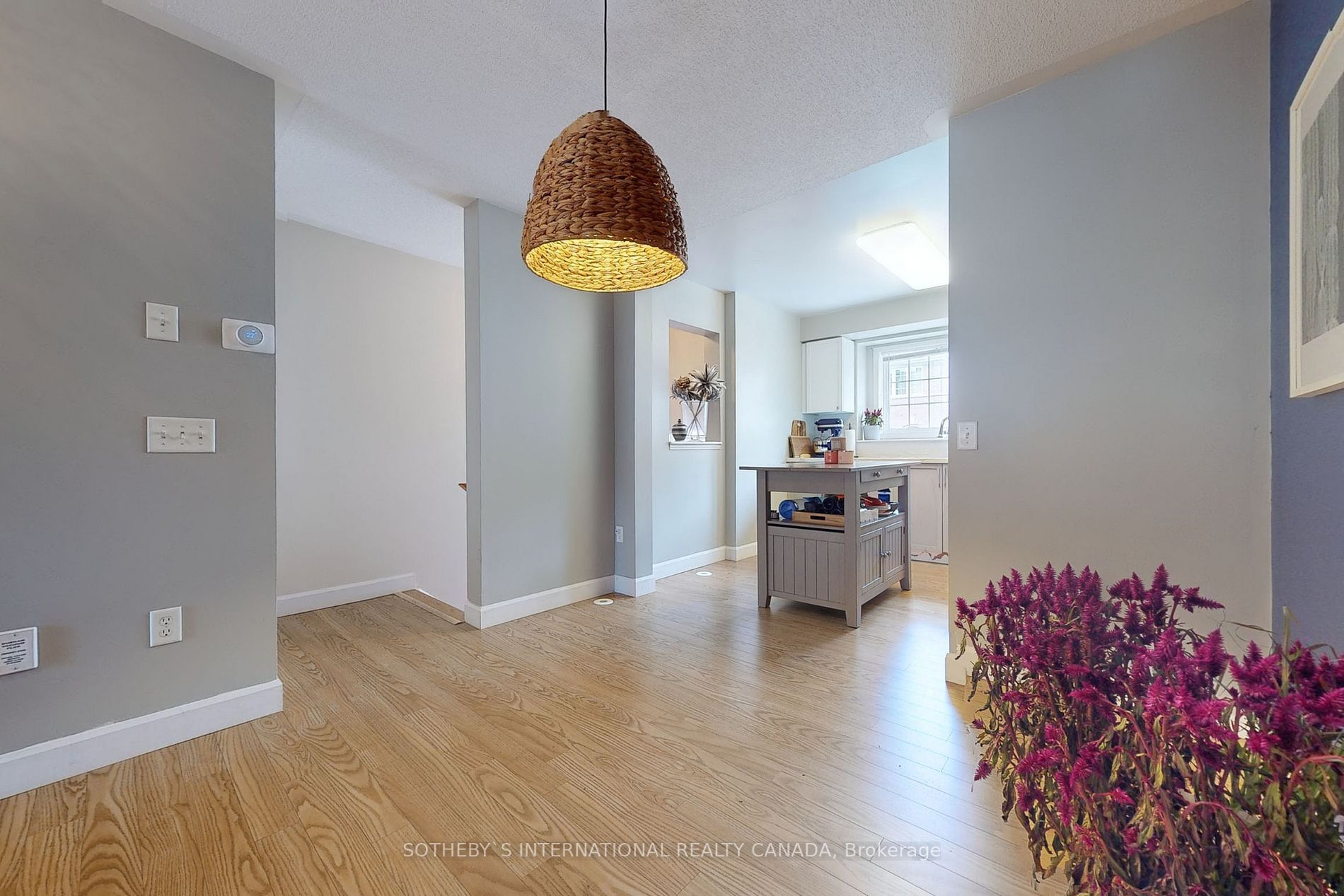 50 Strathaven Dr, #119