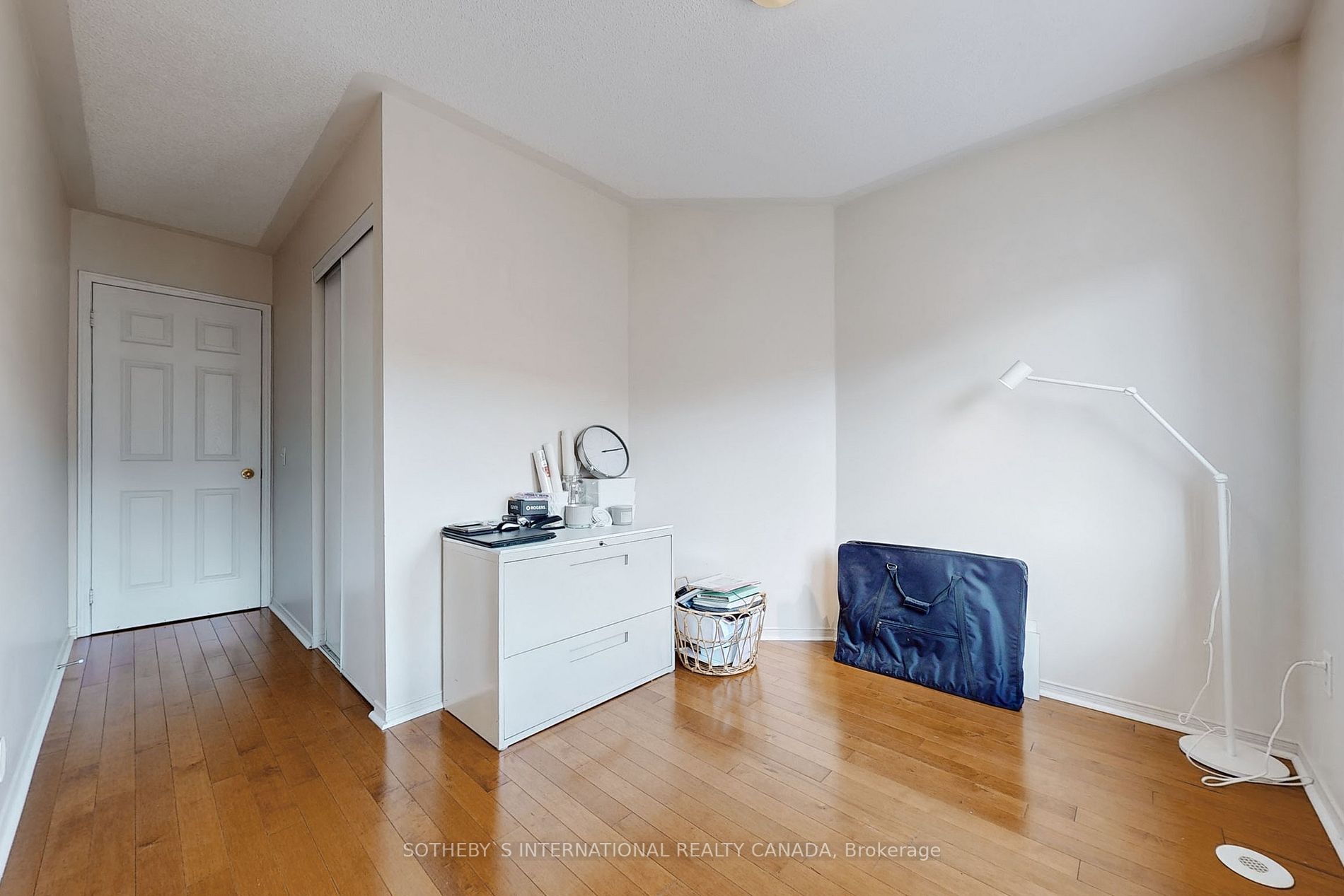 50 Strathaven Dr, #119