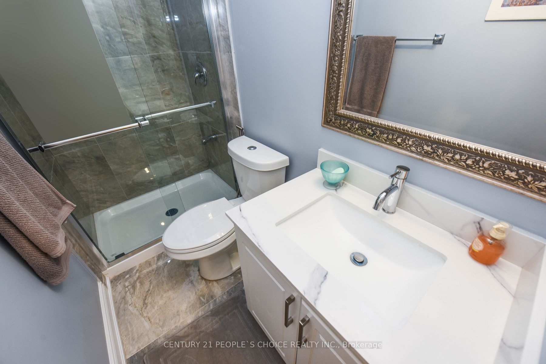 6 Sunley Cres