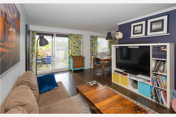 3308 The Credit Woodlands Rd, Mississauga