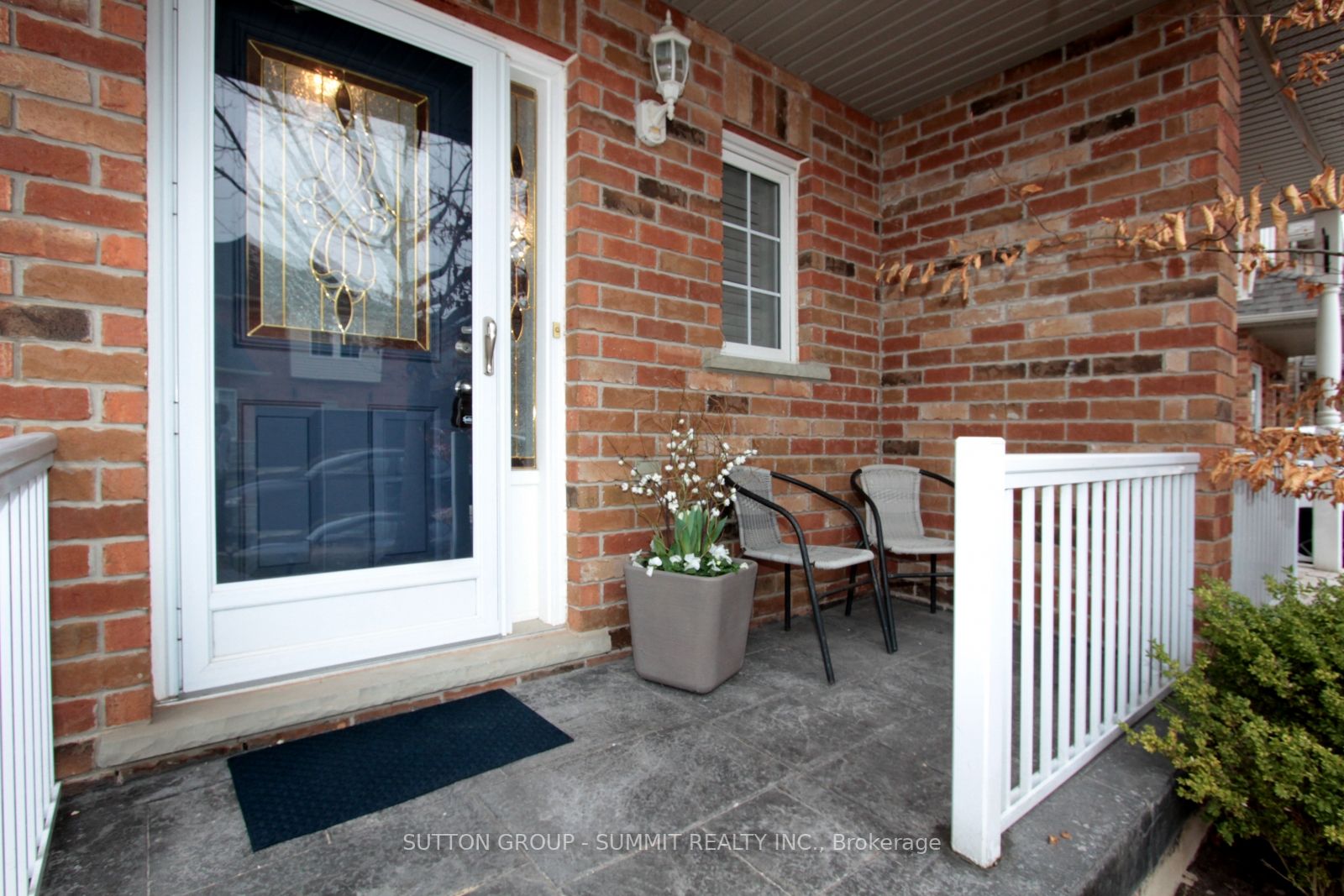 5356 Haldimand Cres