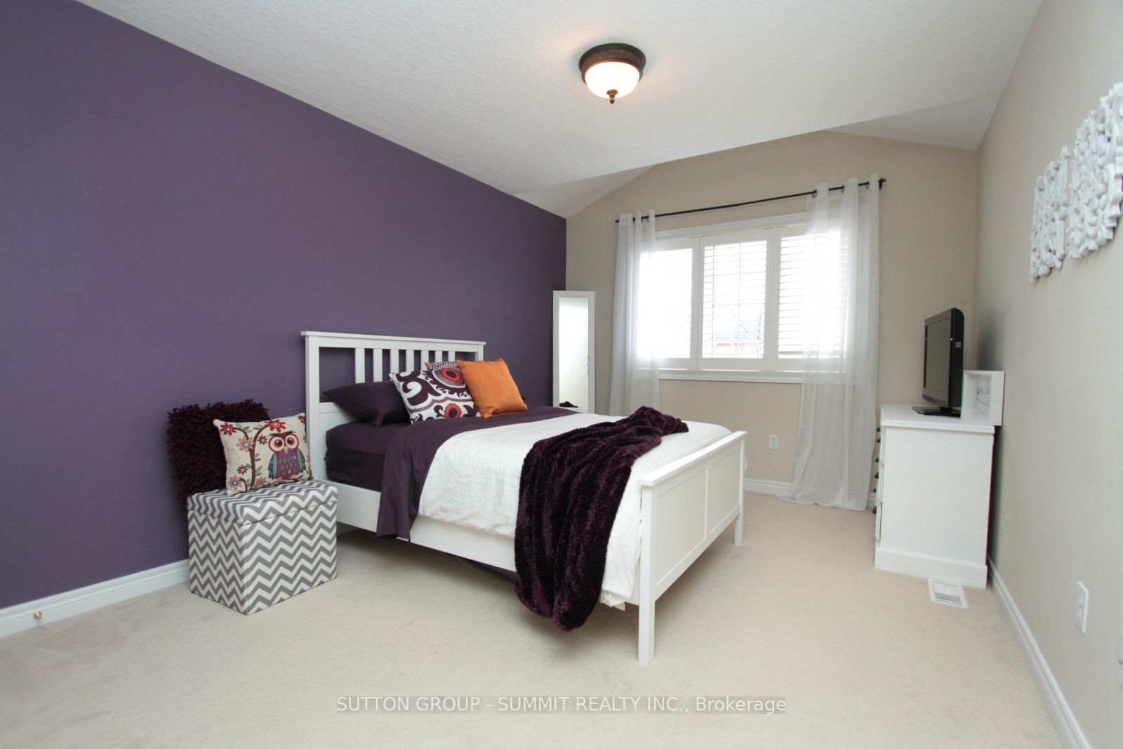 5356 Haldimand Crescent