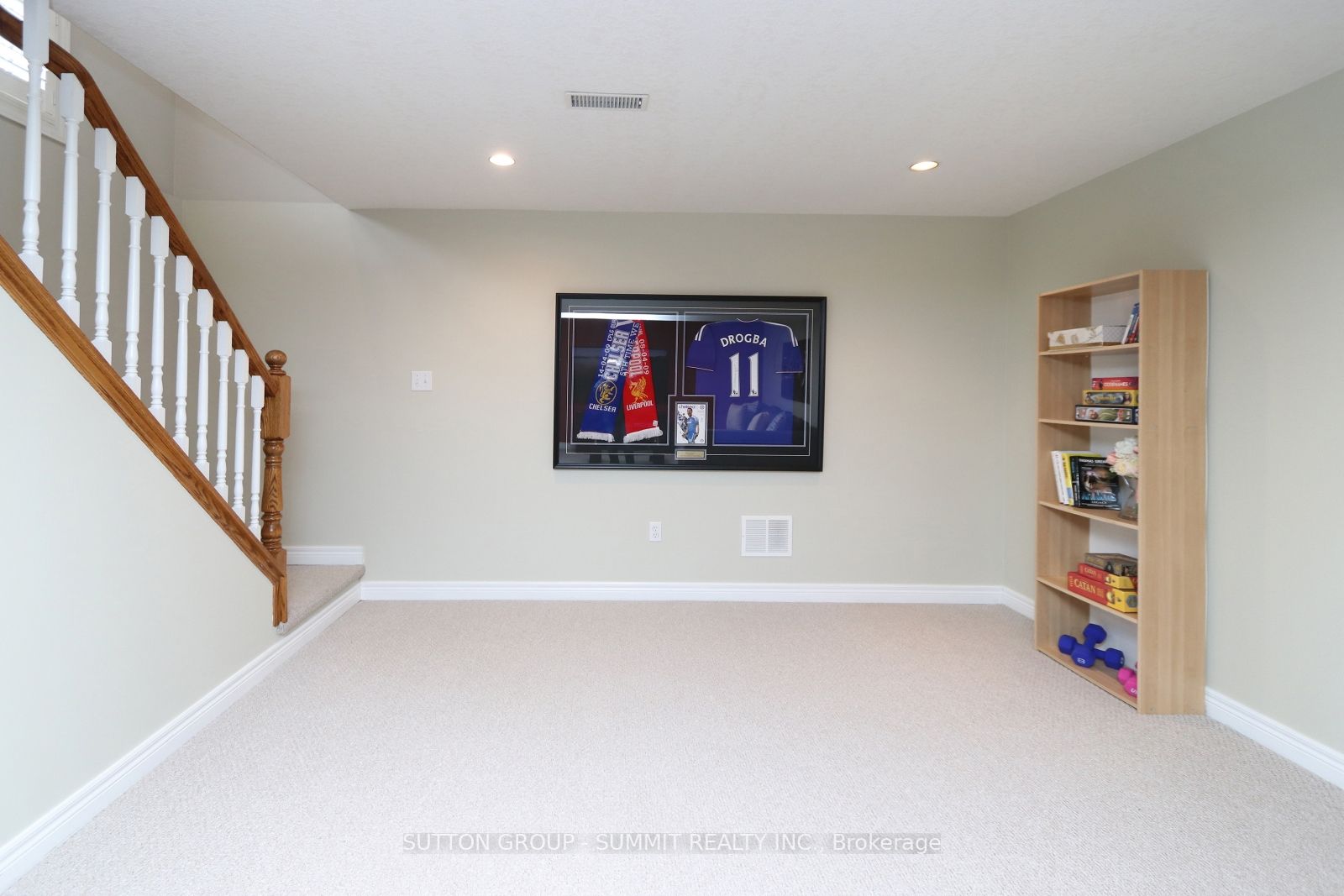 5356 Haldimand Crescent