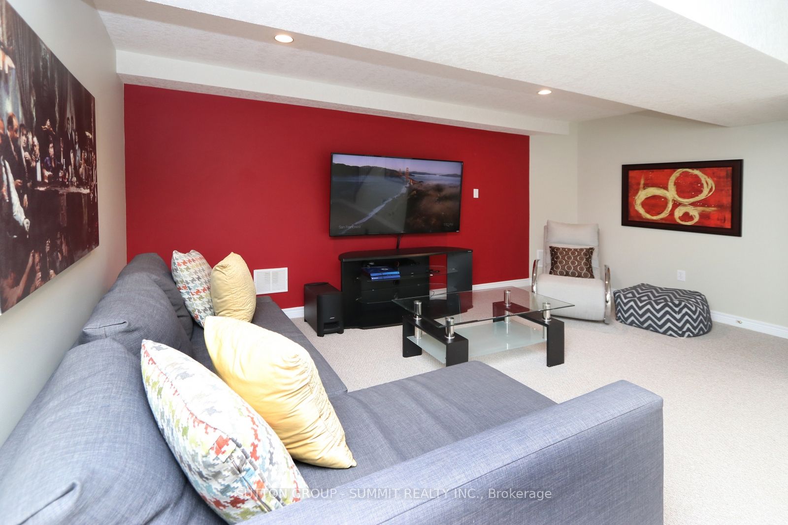 5356 Haldimand Crescent