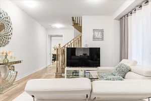 89 Colville Place