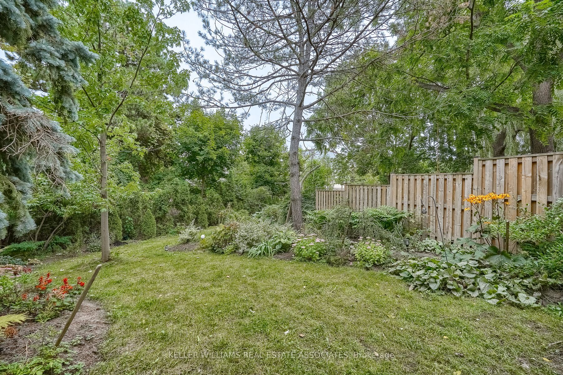 1220 Cornerbrook Pl