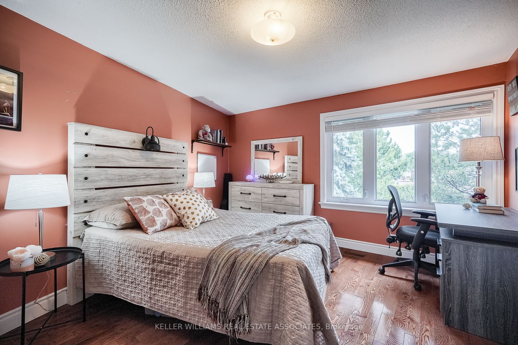 1220 Cornerbrook Pl