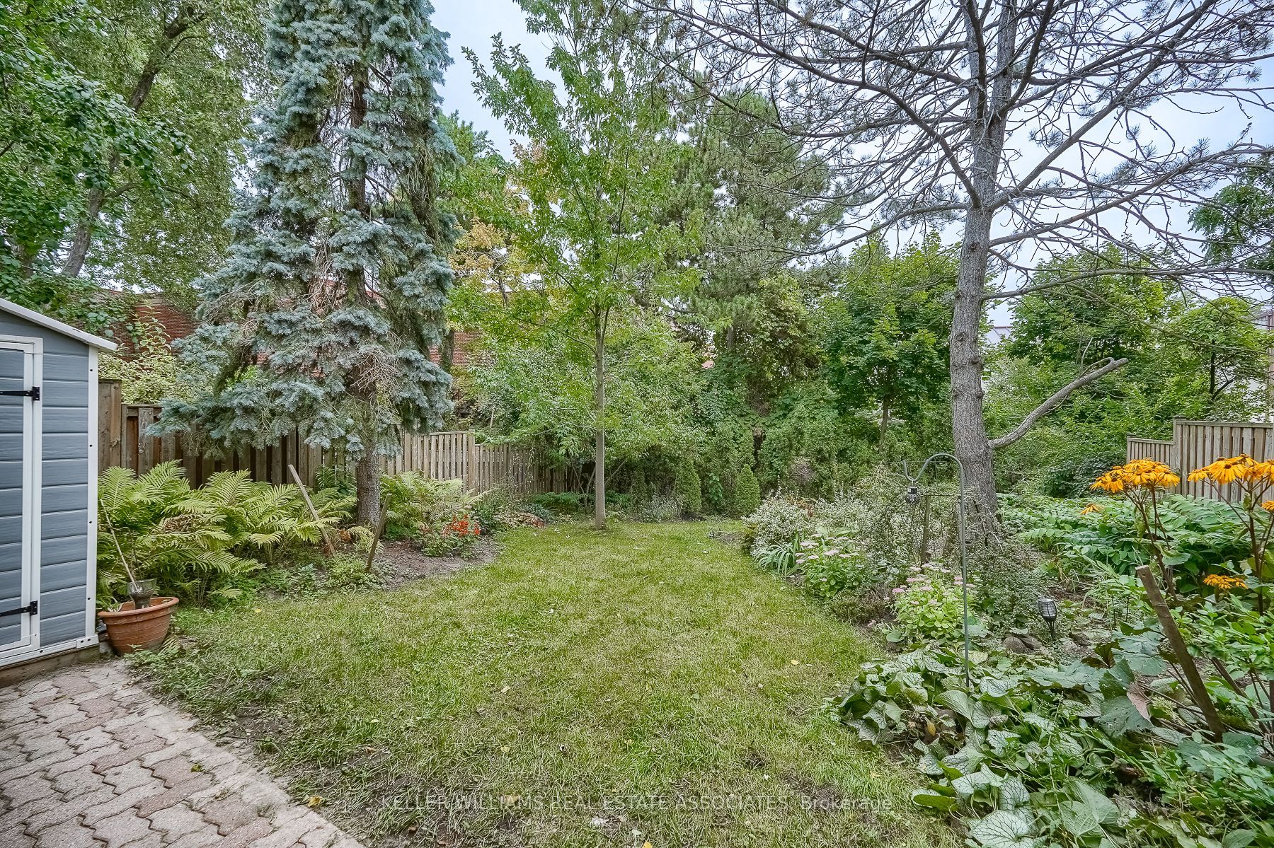 1220 Cornerbrook Pl