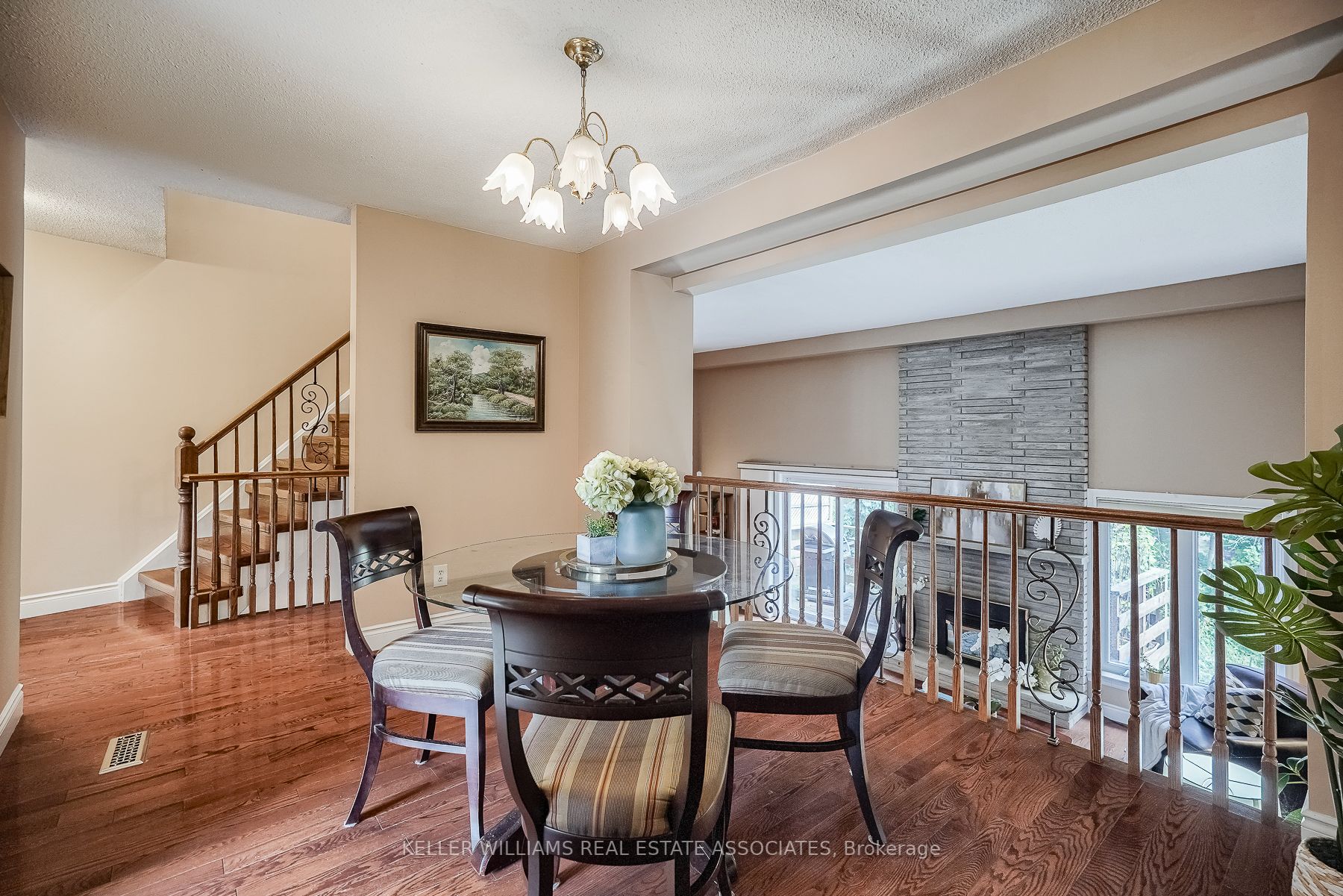 1220 Cornerbrook Pl