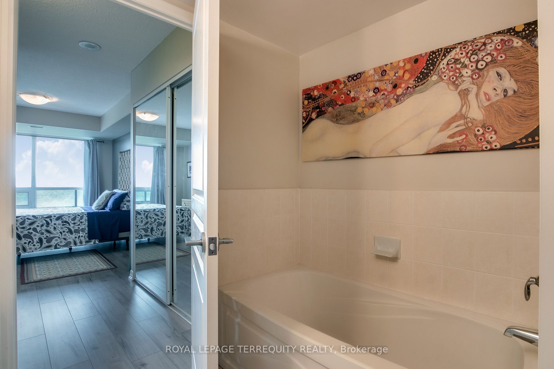 1403 Royal York Rd, #1202