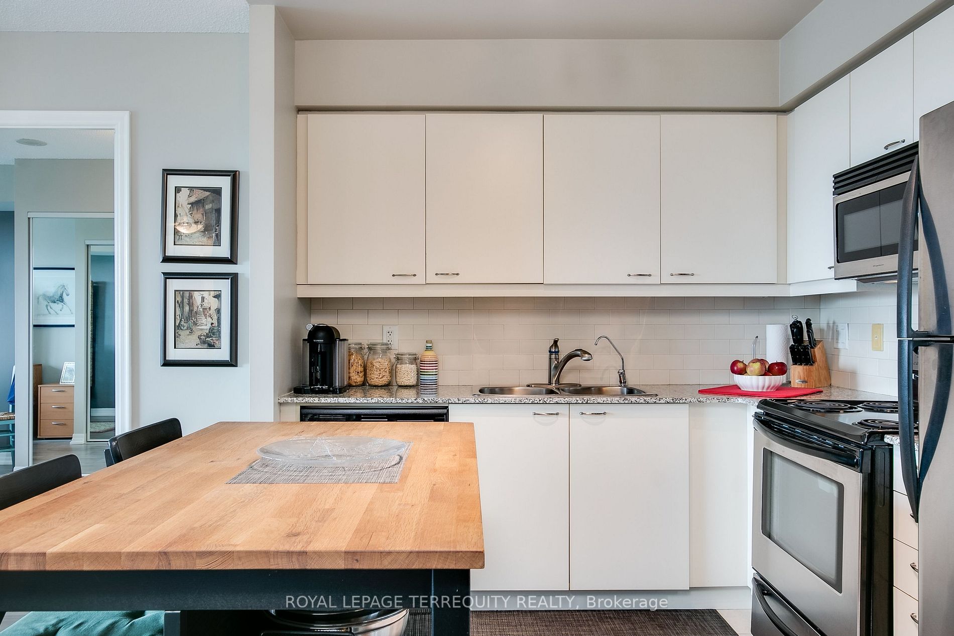 1403 Royal York Rd, #1202