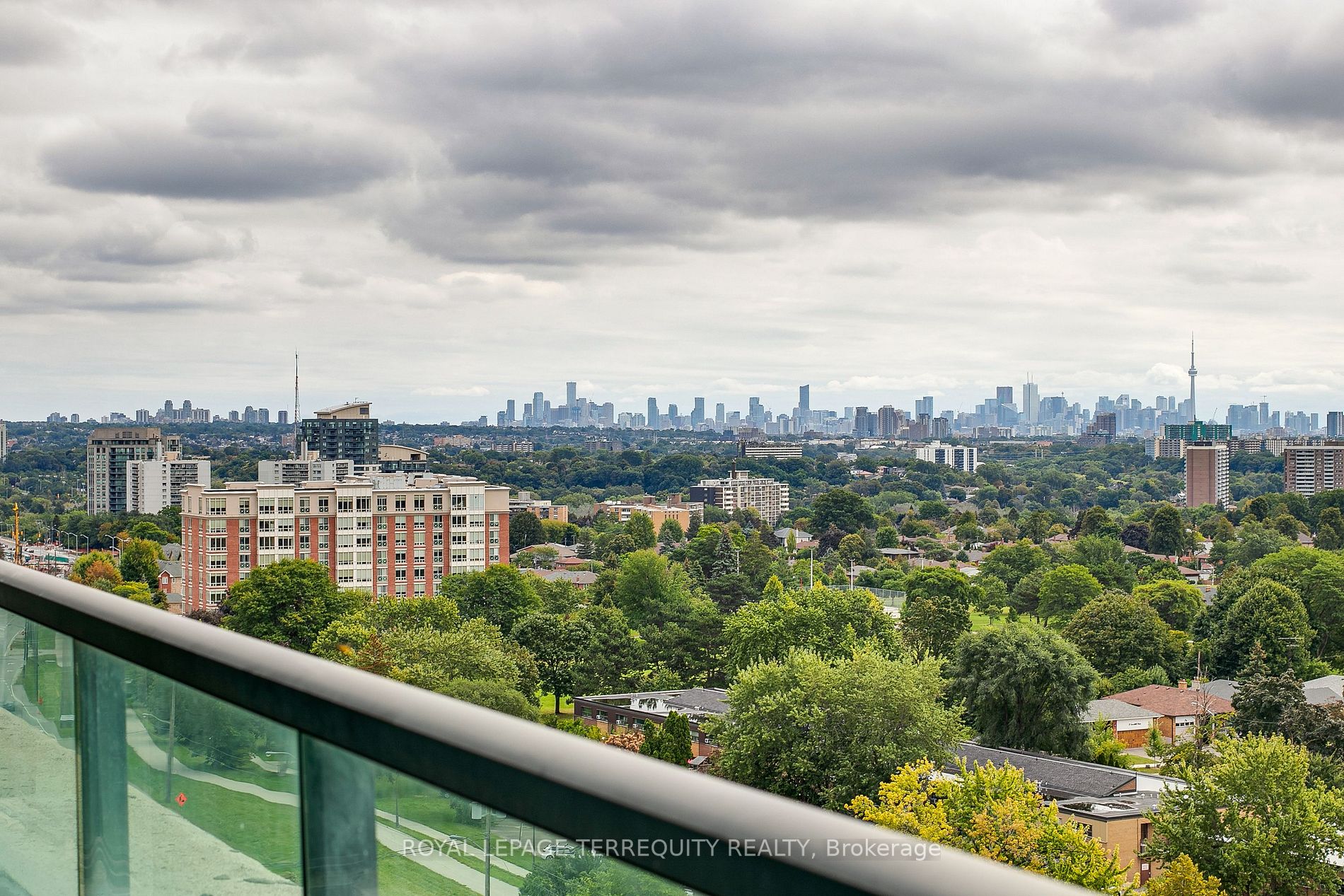 1403 Royal York Rd, #1202