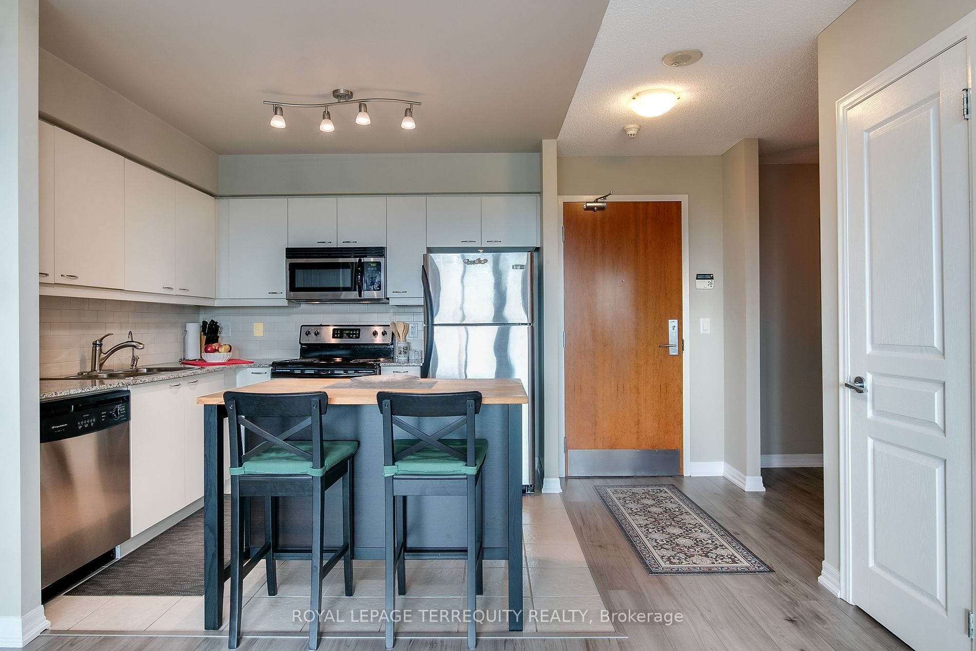 1403 Royal York Rd, #1202
