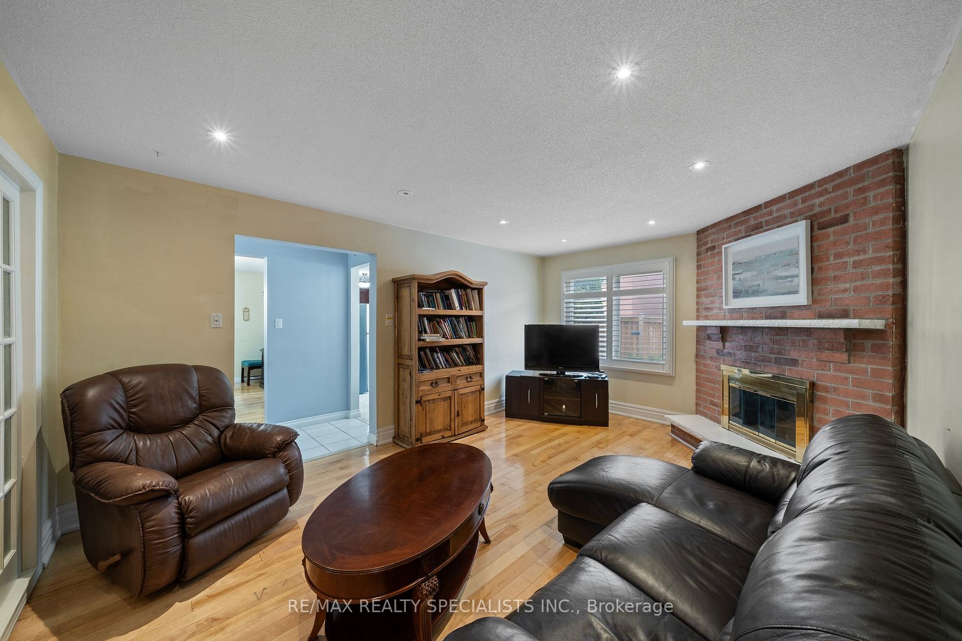 36 Smye Crt