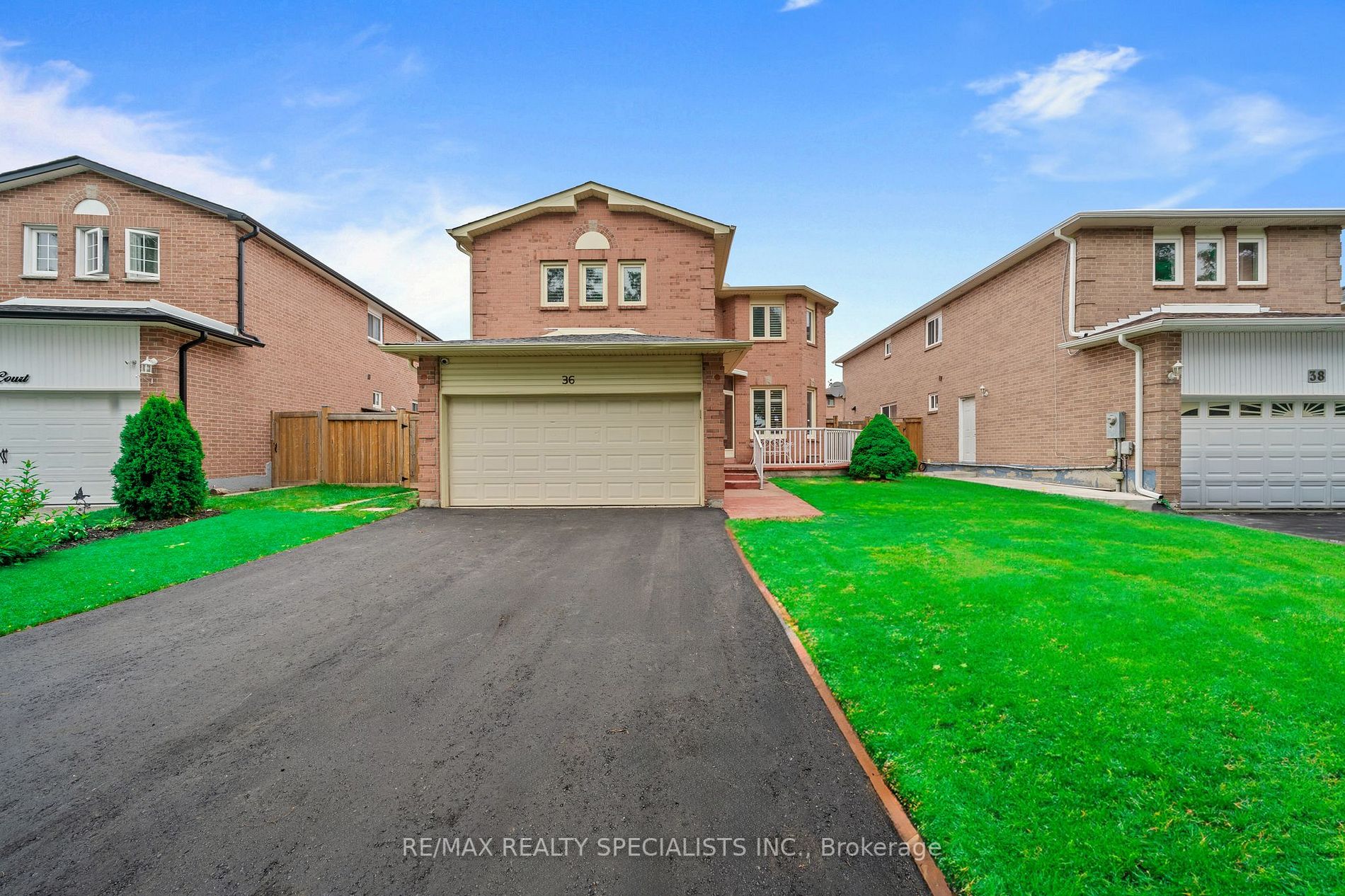 36 Smye Crt