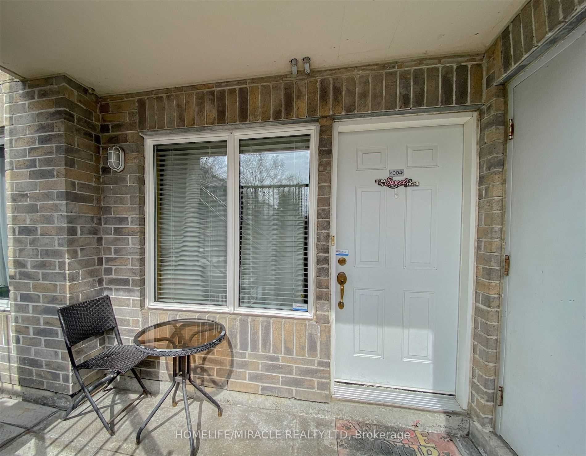 125 George Appleton Way, #1004