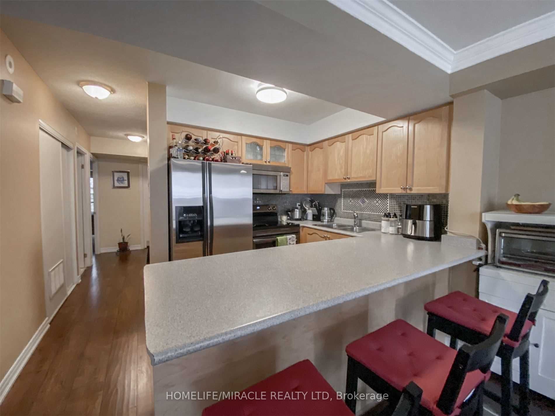 125 George Appleton Way, #1004
