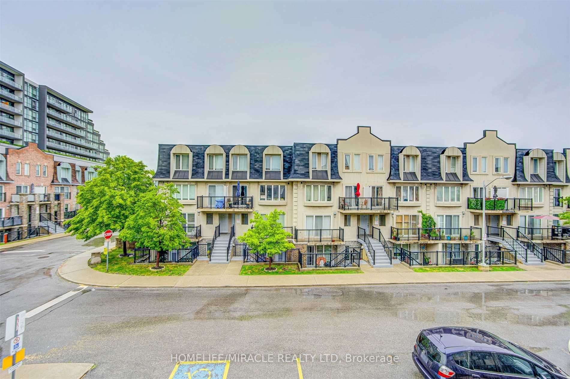 125 George Appleton Way, #1004