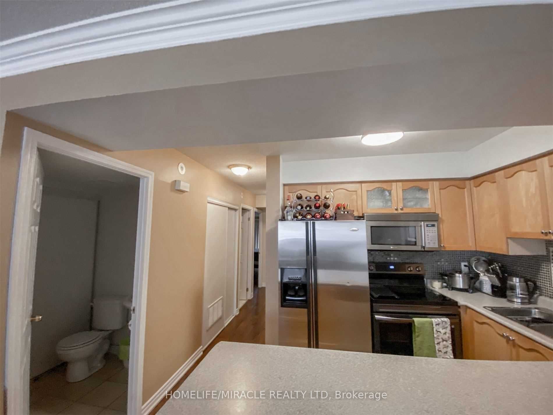 125 George Appleton Way, #1004