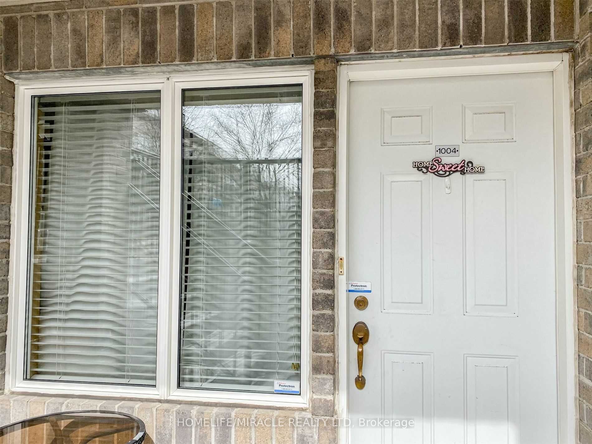 125 George Appleton Way, #1004