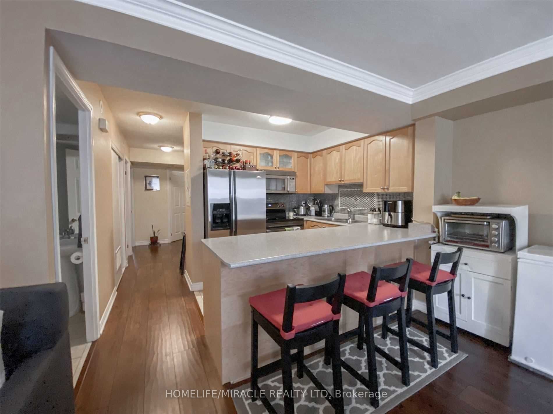 125 George Appleton Way, #1004